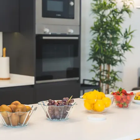 Designer Loft With Pool, With Gigantic Terrace And Private Parking & In The Centre * אדחה