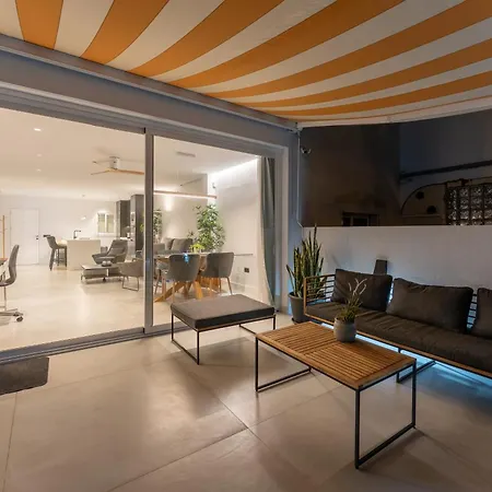 Apartment Designer Loft With Pool, With Gigantic Terrace And Private Parking & In The Centre Costa Adeje (Tenerife)