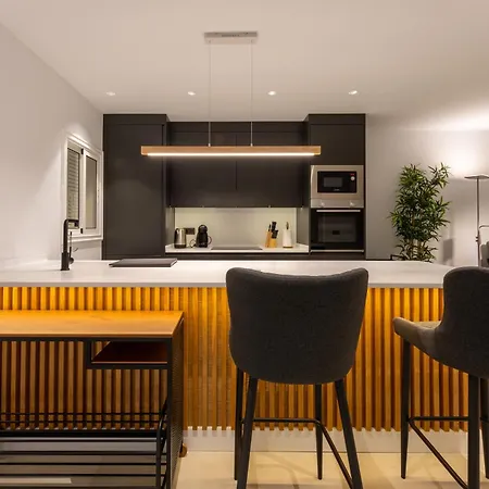 Apartment Designer Loft With Pool, With Gigantic Terrace And Private Parking & In The Centre Costa Adeje (Tenerife)