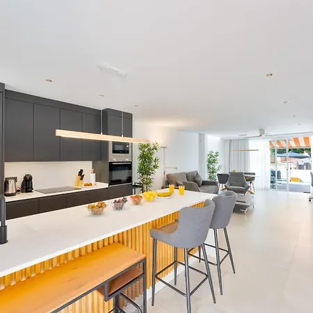 Designer Loft With Pool, With Gigantic Terrace And Private Parking & In The Centre * أذيخي